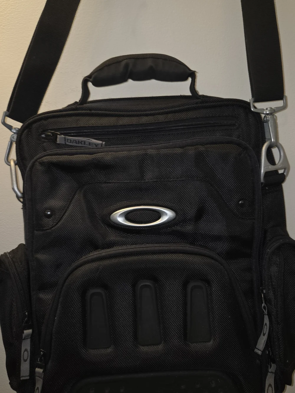 Oakley Vertical Compact Messenger Bag with Shoulder Strap Utility Tactical Y2k